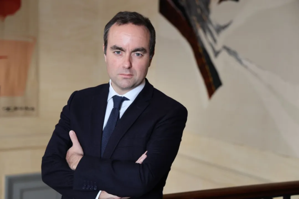 安全配资炒股 勒科尔尼，任法国总理