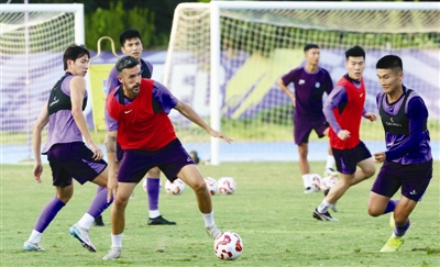 证券配资平台 中超重燃战火 BIG4迎来艰难抉择